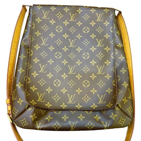 m51258 louis vuitton|louis vuitton mini pochette price.